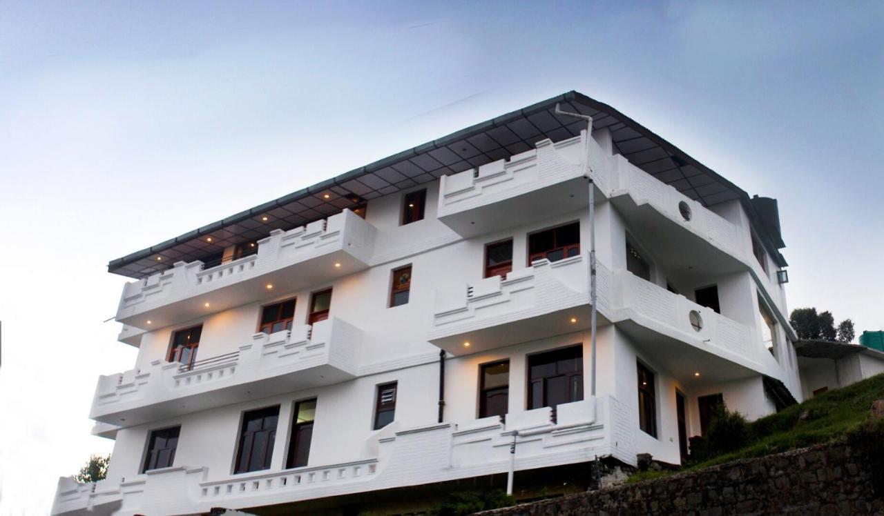 Dlx Stay In Naddi Дармсала Екстер'єр фото
